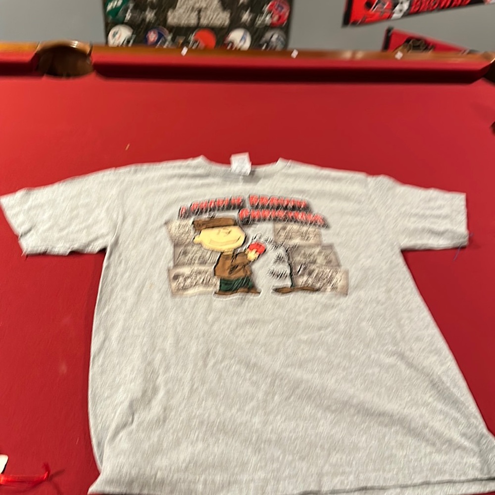 Men’s Charlie Brown Christmas T-shirt, size medium